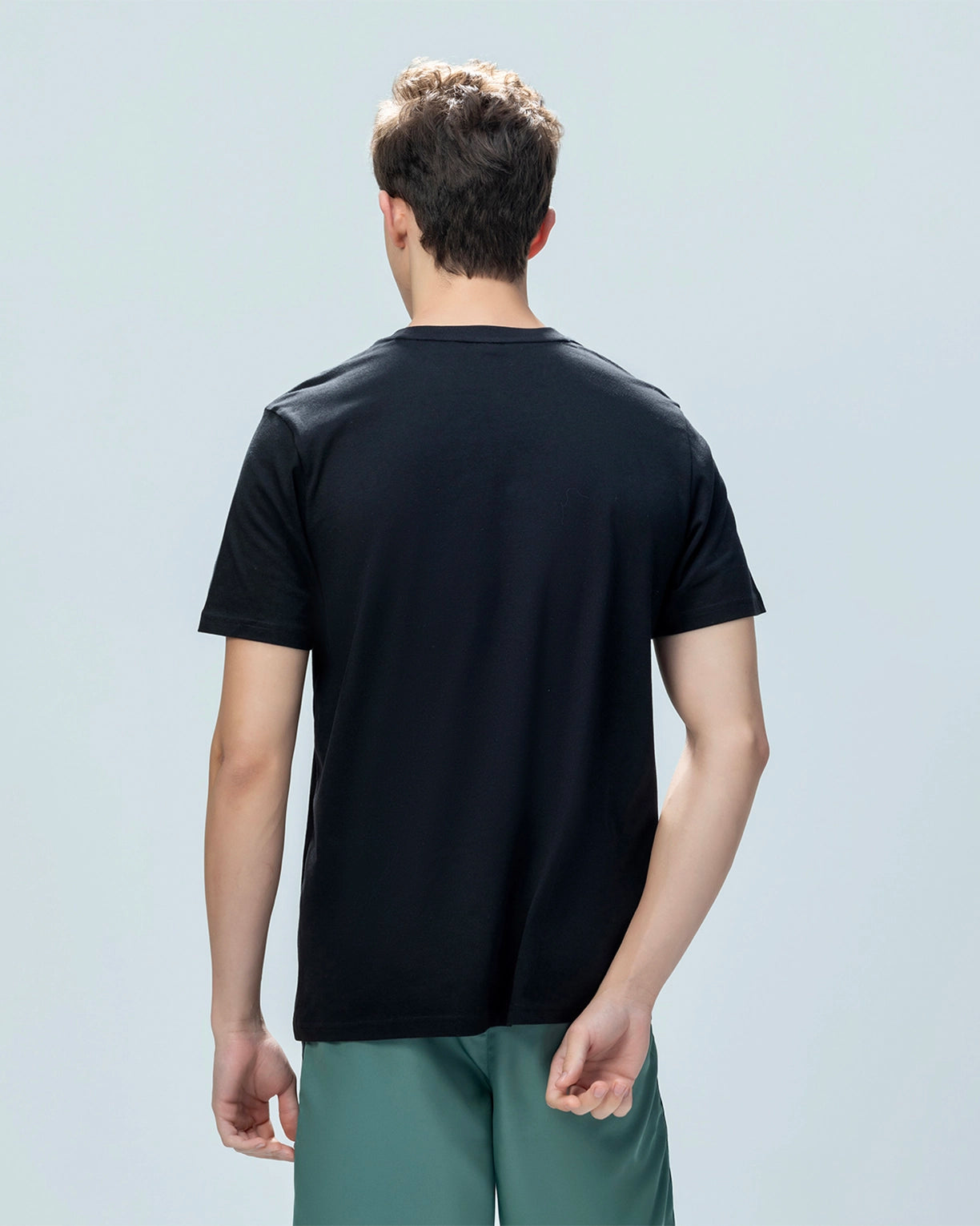 Essential Tee - Black