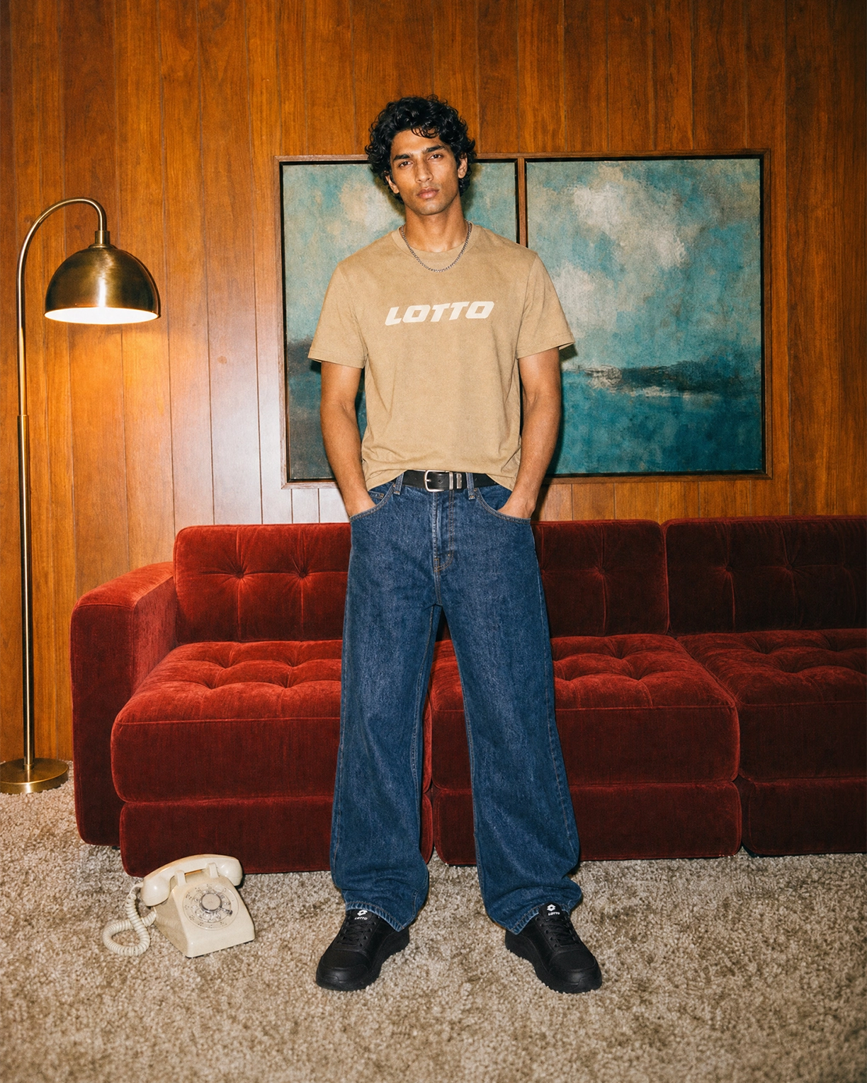 Essential Tee - Brown