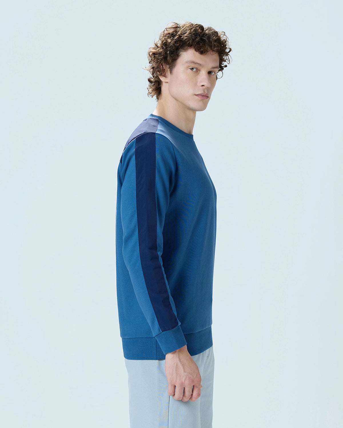 Kickoff Pullover - Navy Blue