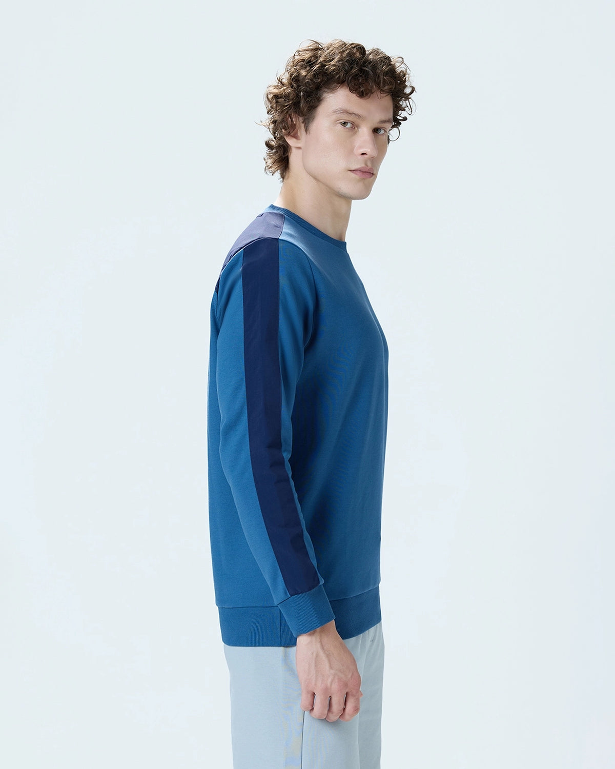 Kickoff Pullover - Navy Blue