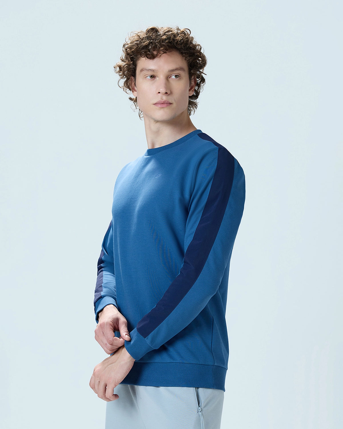 Kickoff Pullover - Navy Blue