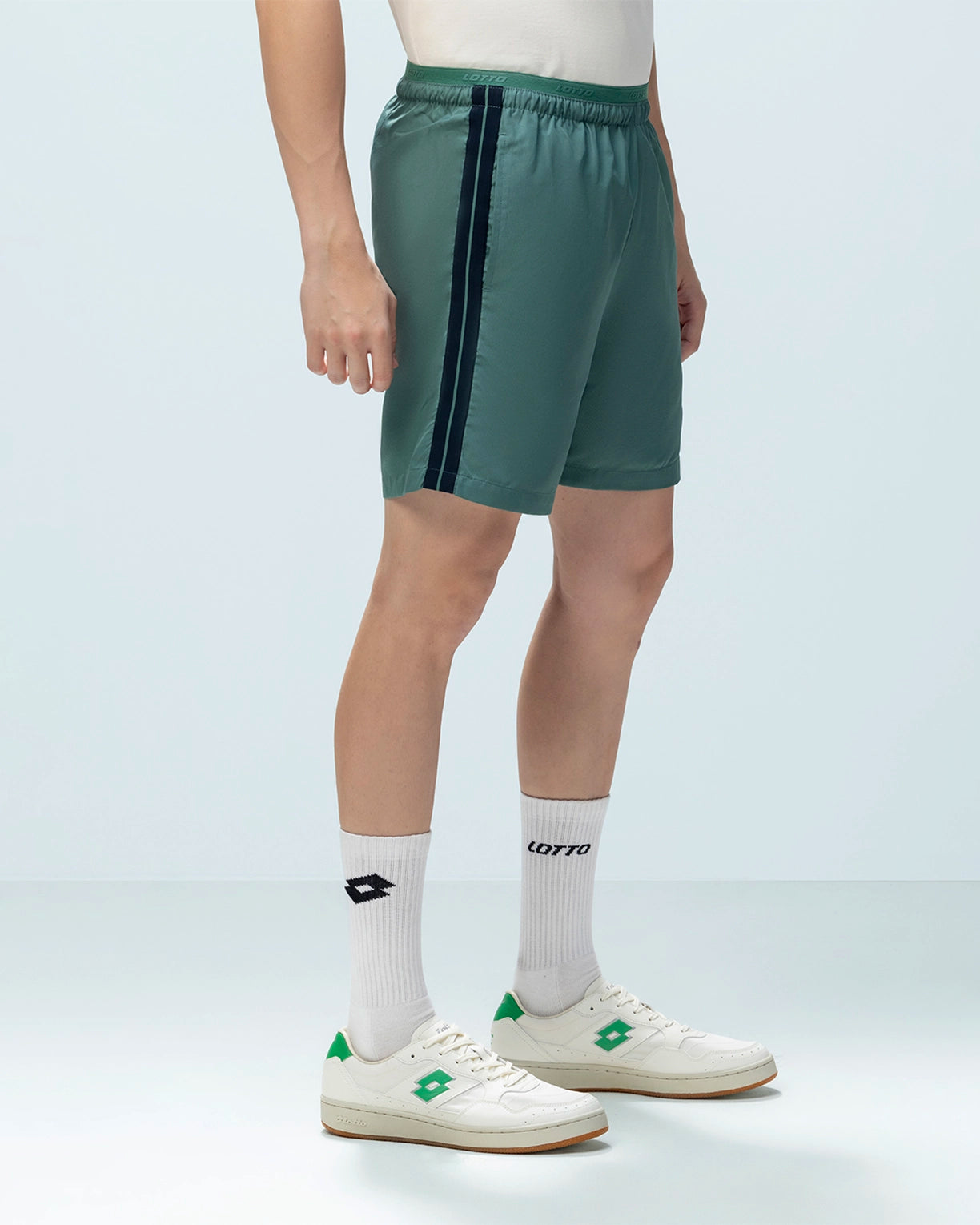 Courtline Shorts - Smoke Pine
