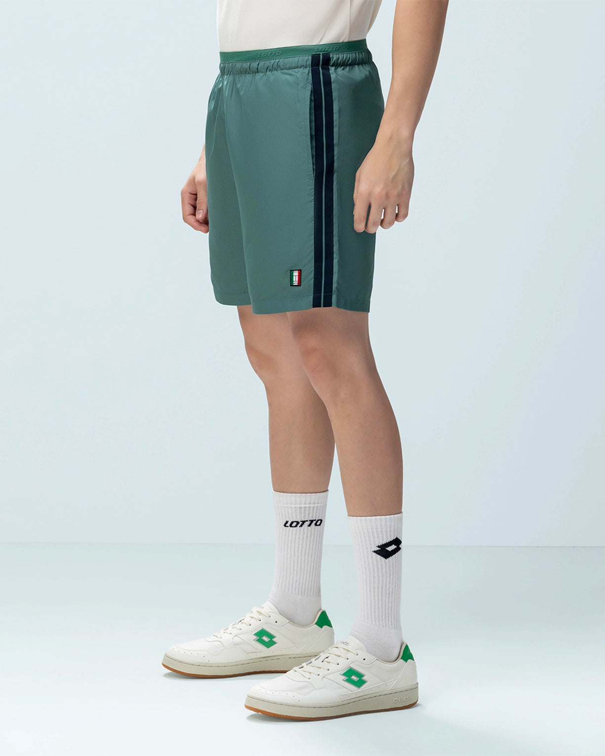 Courtline Shorts - Smoke Pine