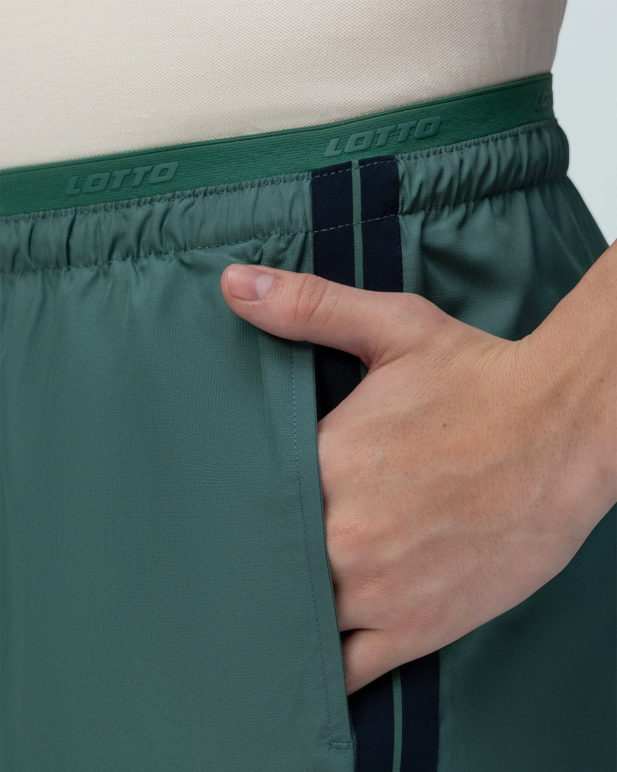 Courtline Shorts - Smoke Pine