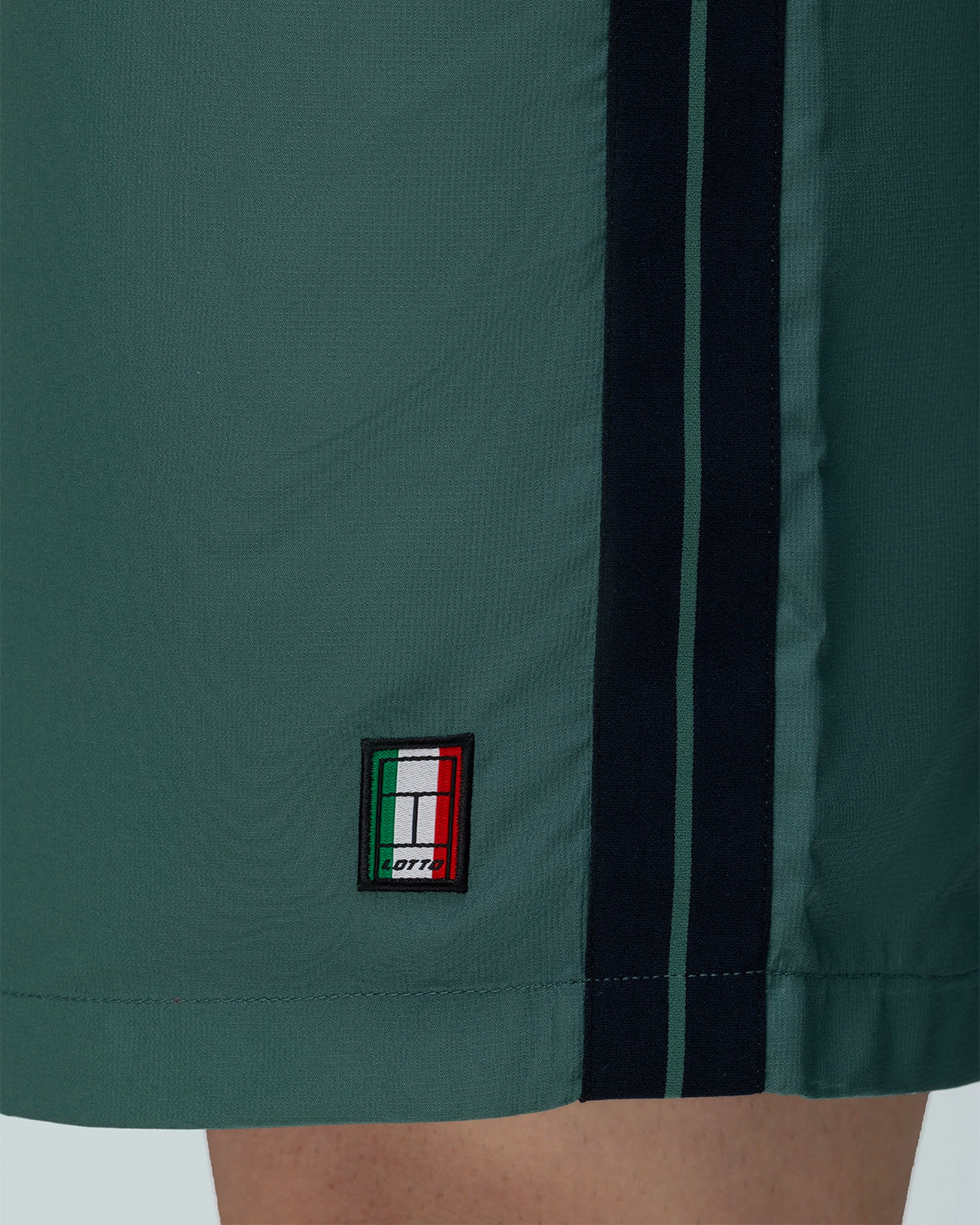 Courtline Shorts - Smoke Pine