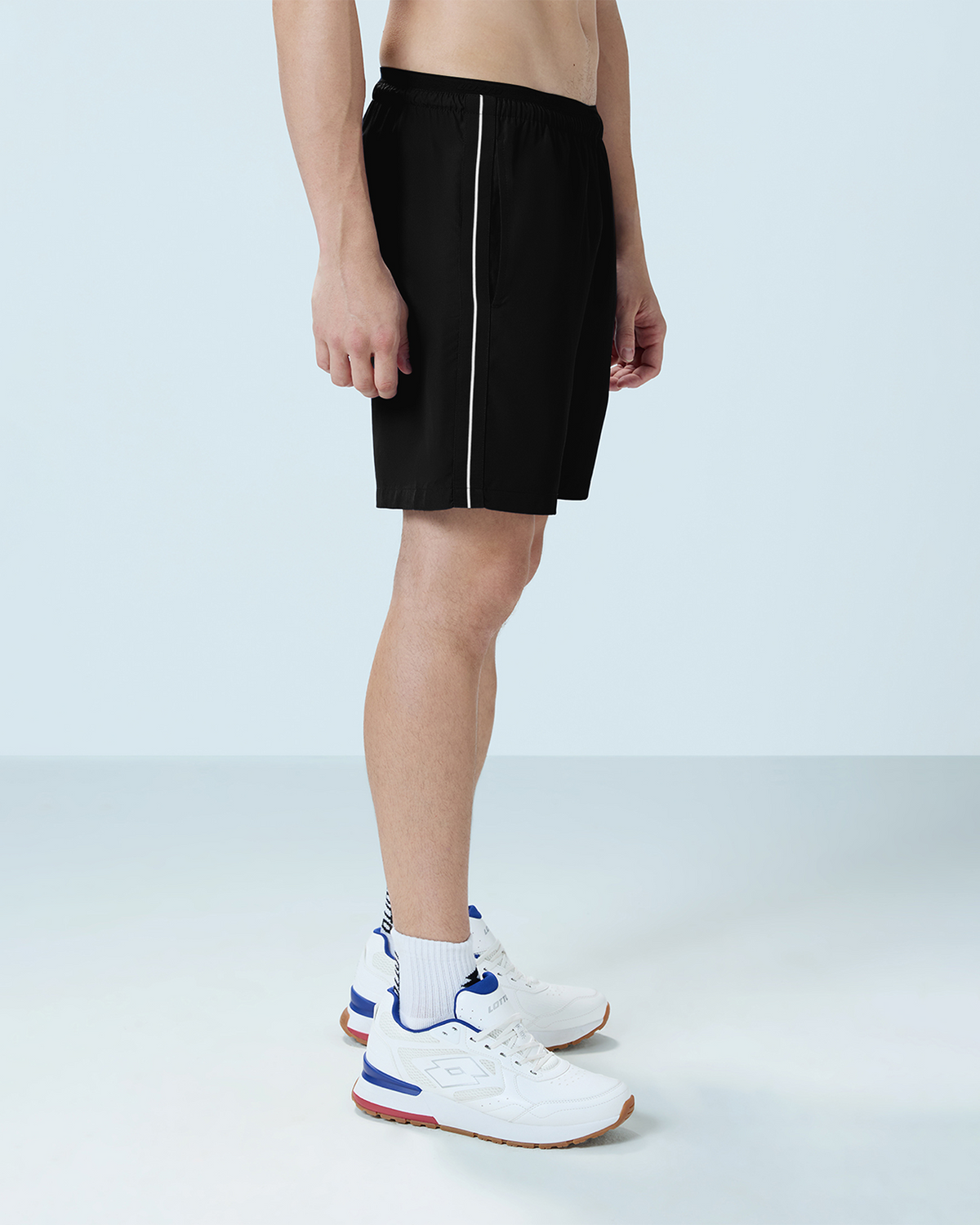 Courtline Shorts - Black Beauty