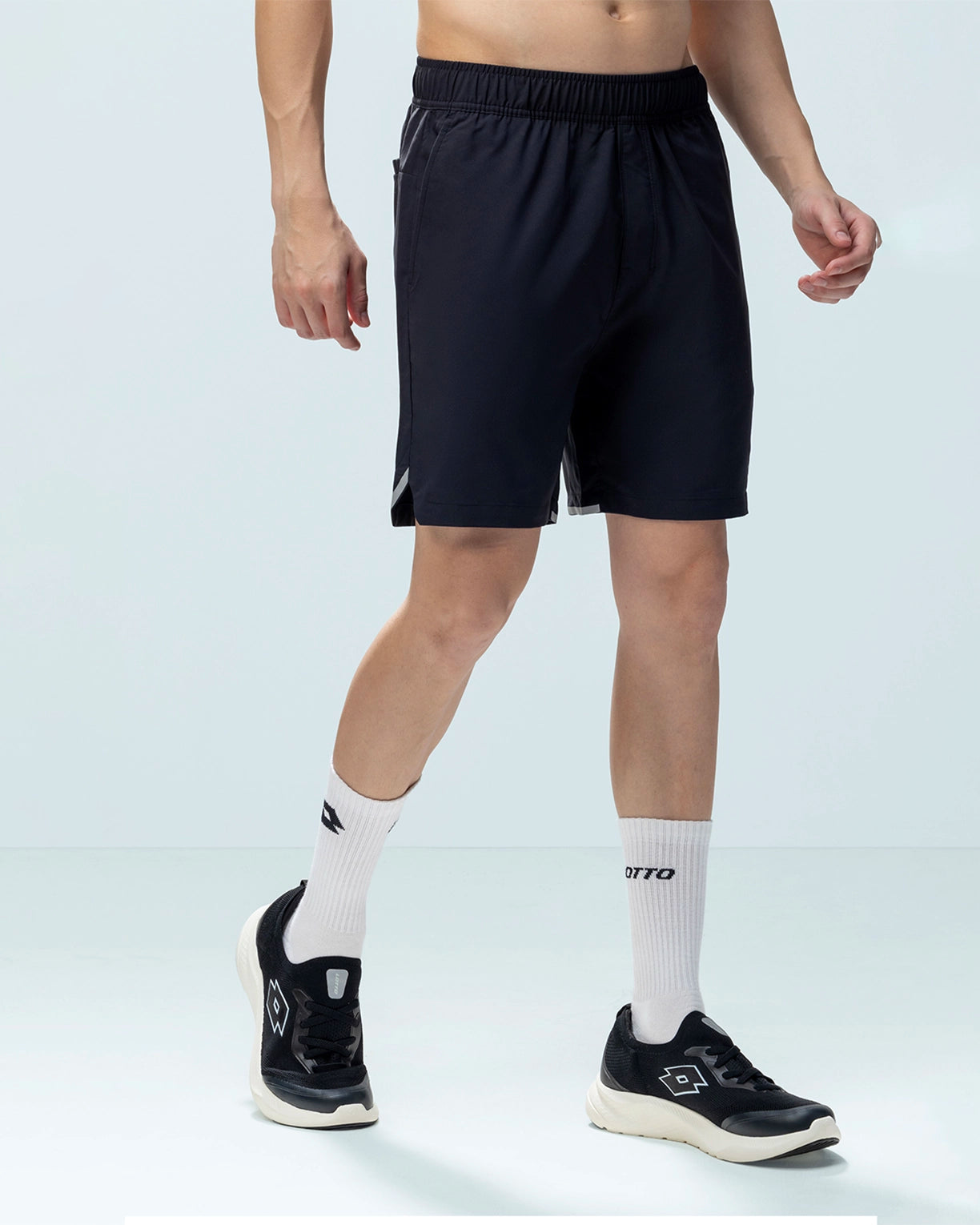 Courtline Shorts - Black Beauty