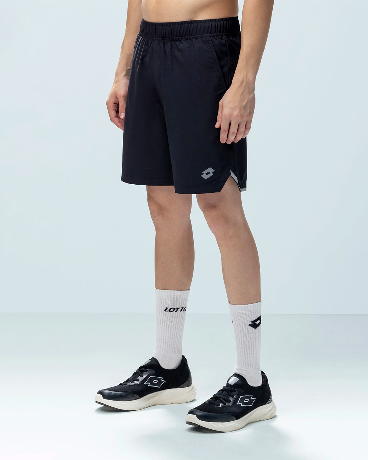 Courtline Shorts - Black Beauty