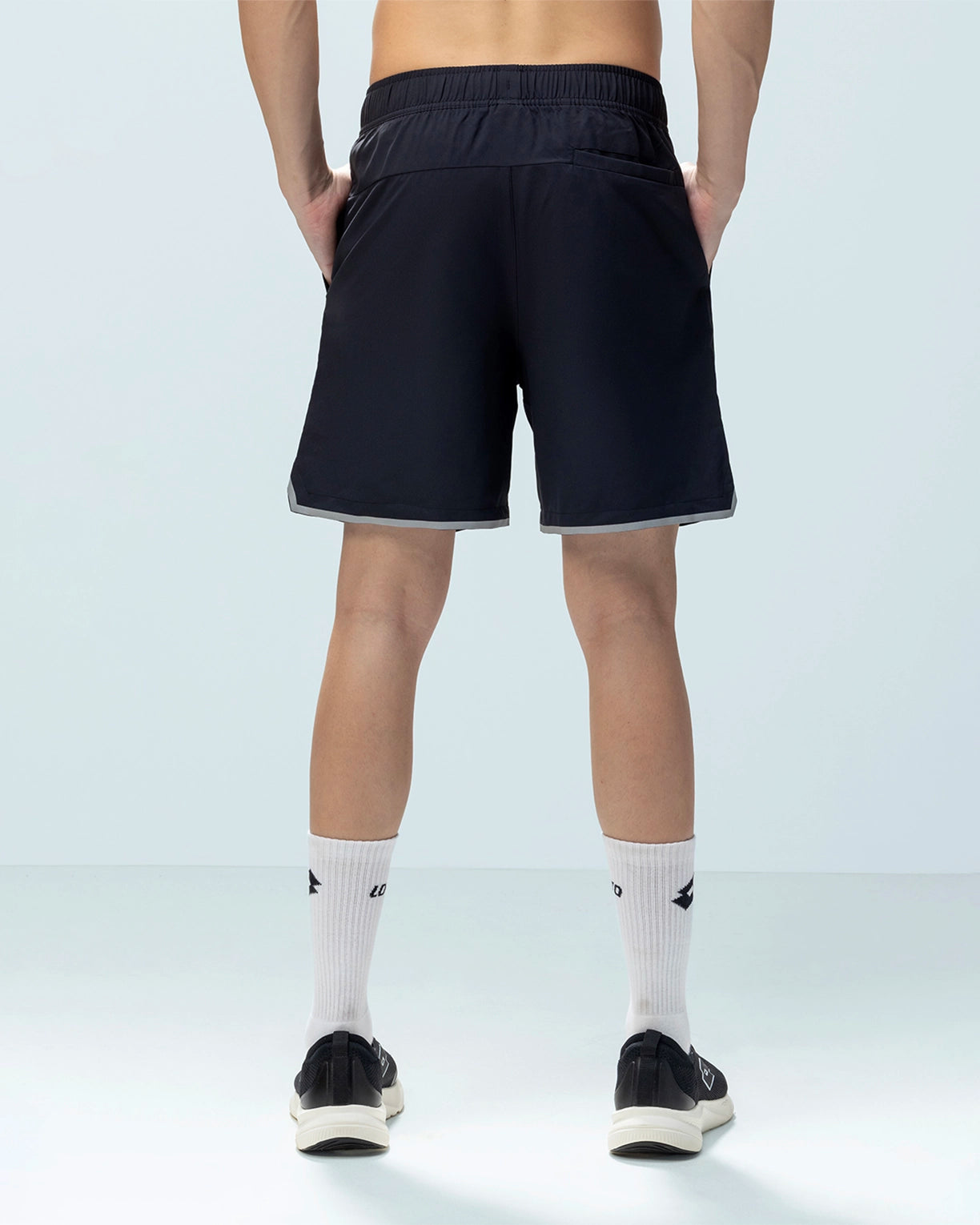 Courtline Shorts - Black Beauty